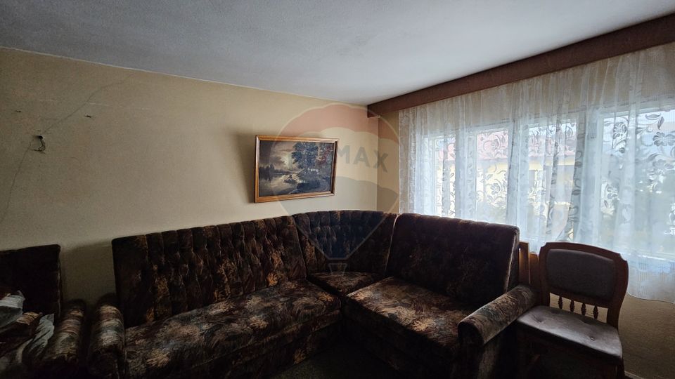 Casă / Vilă  de vânzare în Campulung Moldovenesc, Suceava