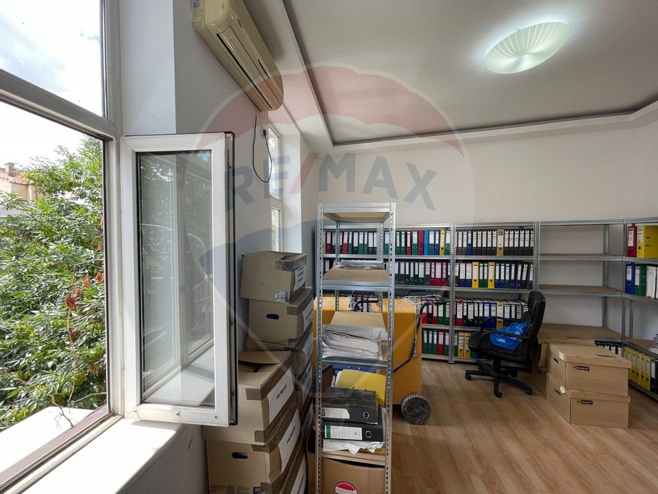 House 5 rooms | yard | Cismigiu Area | 5 min Victoria Square