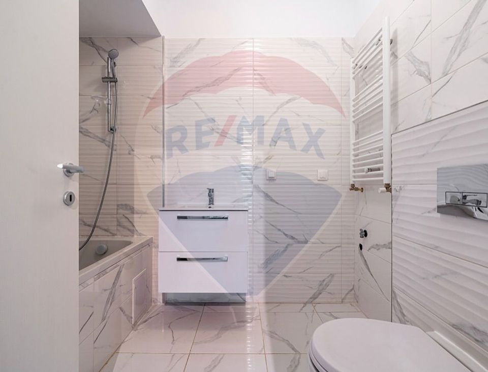 De Vânzare Apartament 2 Camere Complex Nou în Pipera