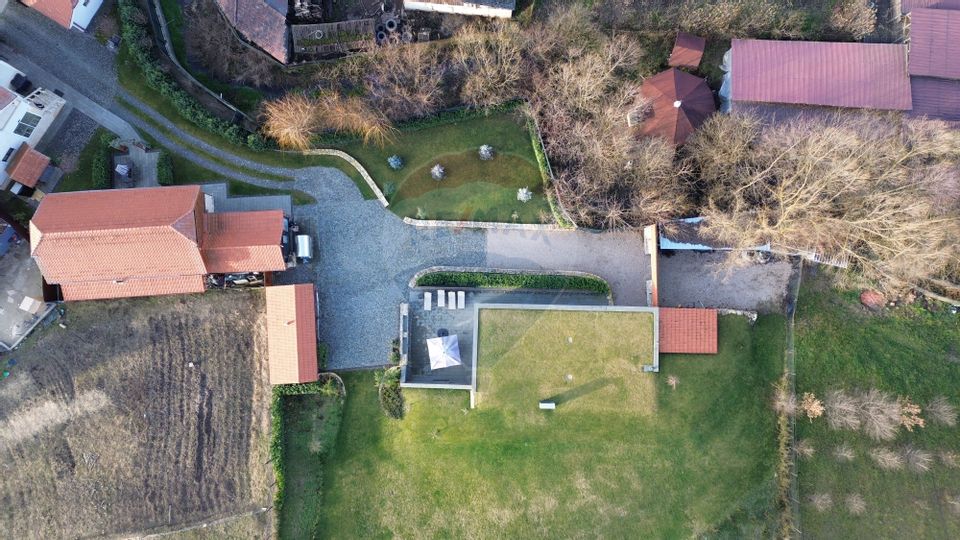 Casa / Vila cu 4 camere de vanzare la doar 30 de minute de Cluj