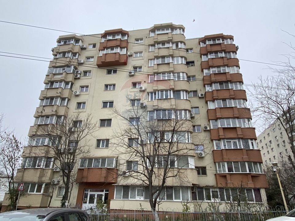 De inchiriat garsoniera în zona Vitan Mall