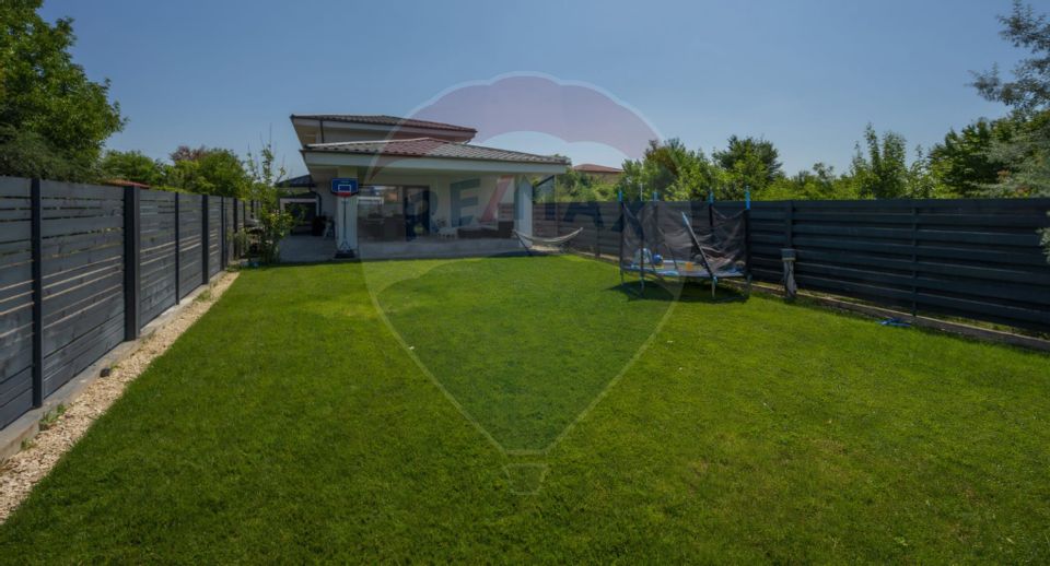 5 room House / Villa for sale