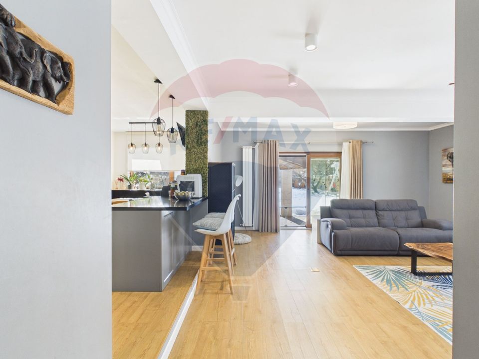 6 room House / Villa for sale, Central area