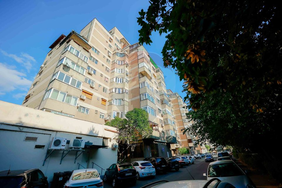 Apartament cu două camere de vânzare în zona Dacia