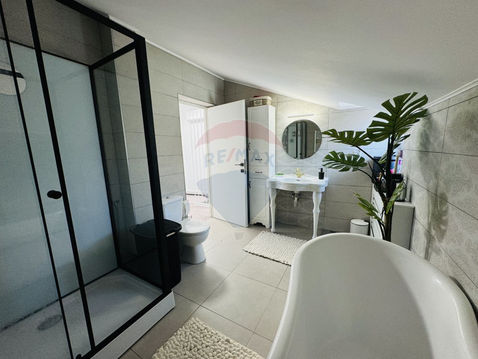 Casă / Vilă 5 camere,piscina Cart.Orizont 2 zona Metropolitana Oradea