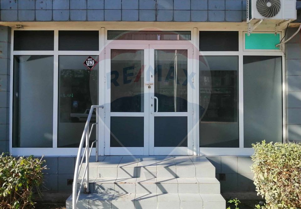 48.43sq.m Commercial Space for rent, Micro 14 area