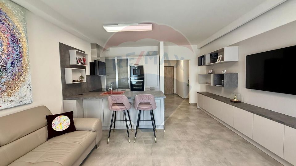 2 room Apartment for rent, Orasul Vechi area