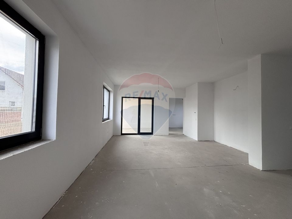 4 room House / Villa for sale