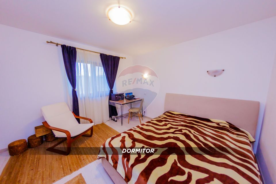 DE VANZARE proprietate exclusivista