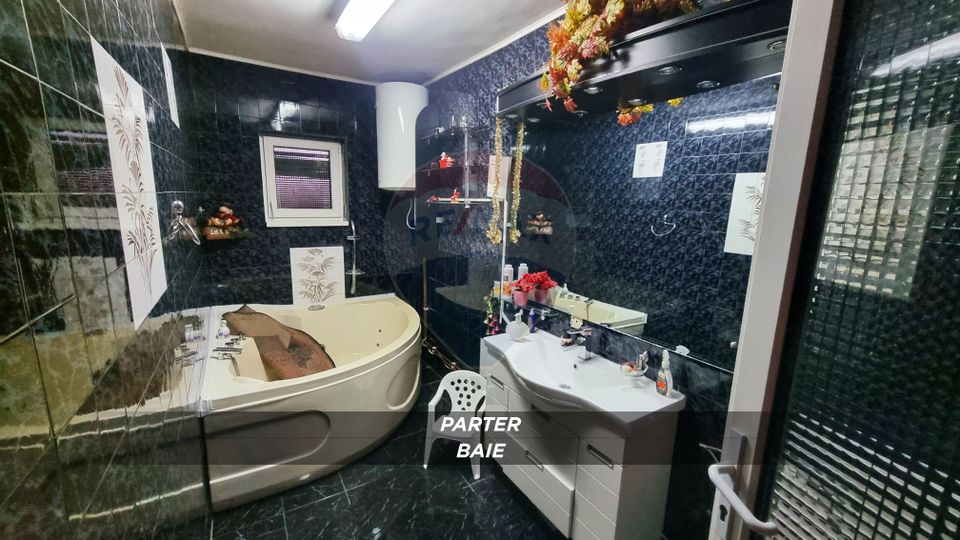 10 room House / Villa for sale, Central area