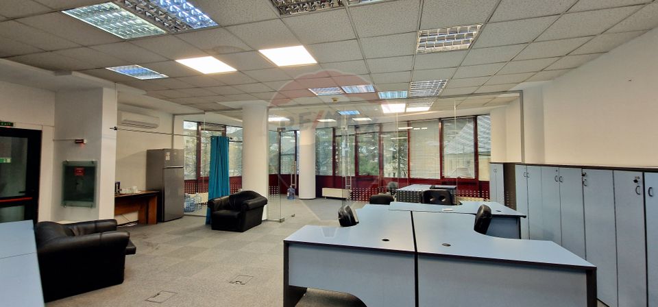 93sq.m Office Space for rent, Ultracentral area