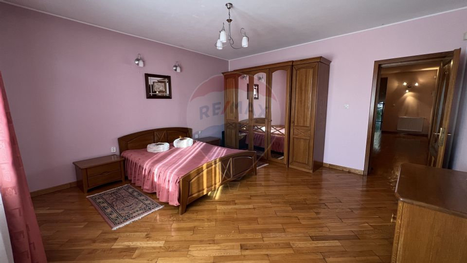 De VANZARE Casa spațioasă S+P+1E+M | Zona STIREX in Galati