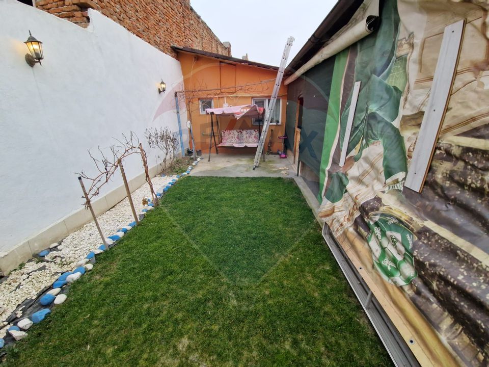 4 room House / Villa for sale, Central area