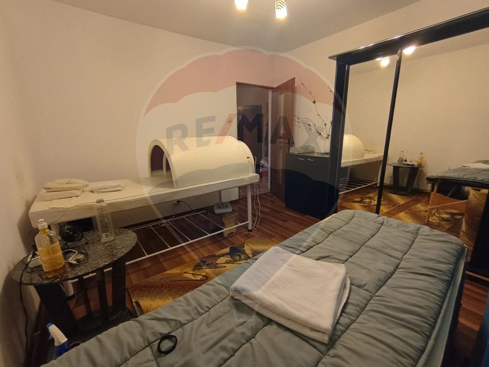 Apartament cu 2 camere  decomandat zona 300