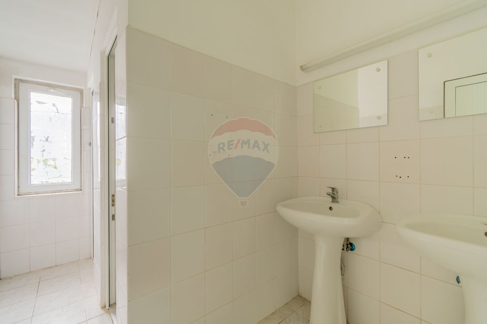 1,729sq.m Industrial Space for sale