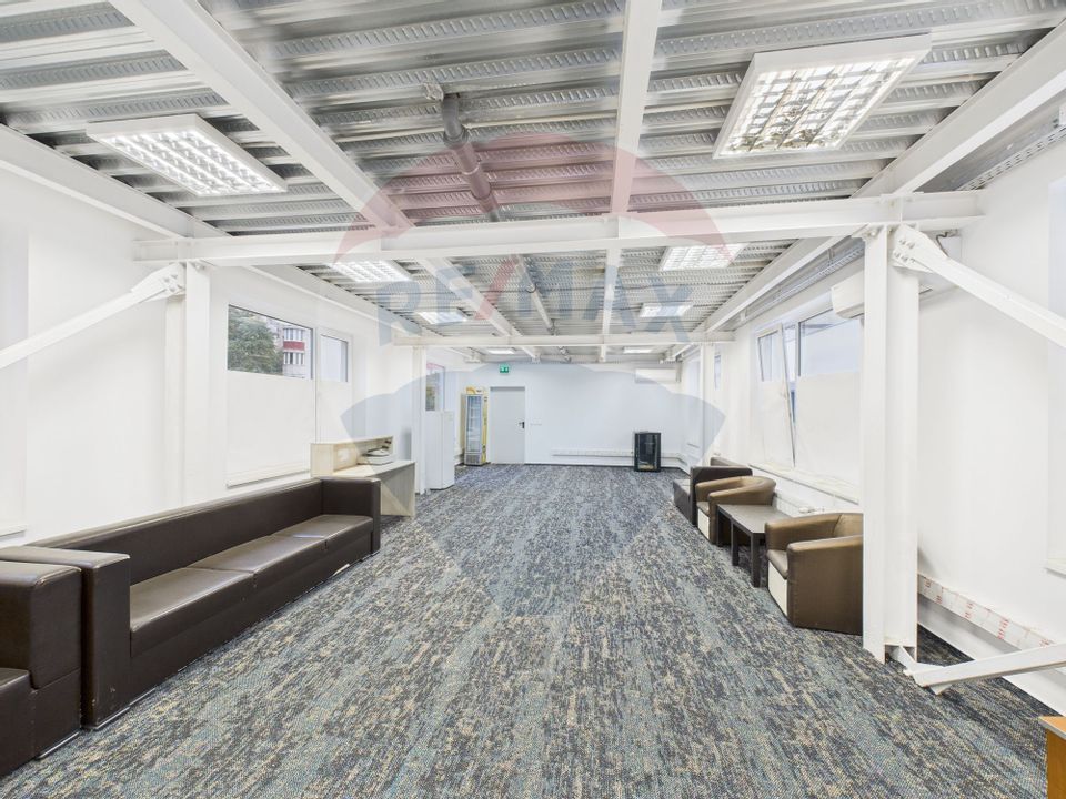 Spațiu industrial de 1,248mp de vânzare în zona Berceni