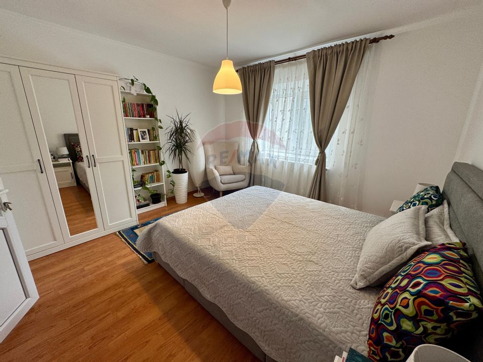 Casă / Vilă cu 6 camere de vânzare în zona Ultracentral