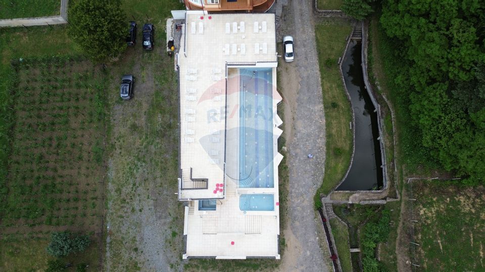 3,000sq.m Proprietate specială for sale