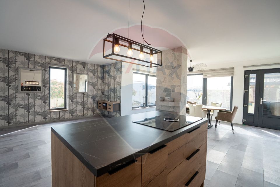 4 room House / Villa for sale