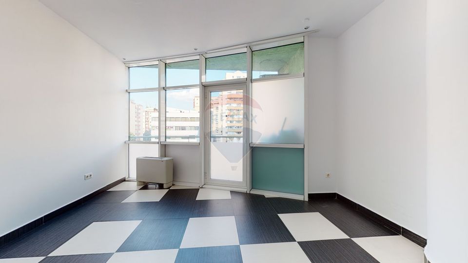 120sq.m Office Space for rent, Central area