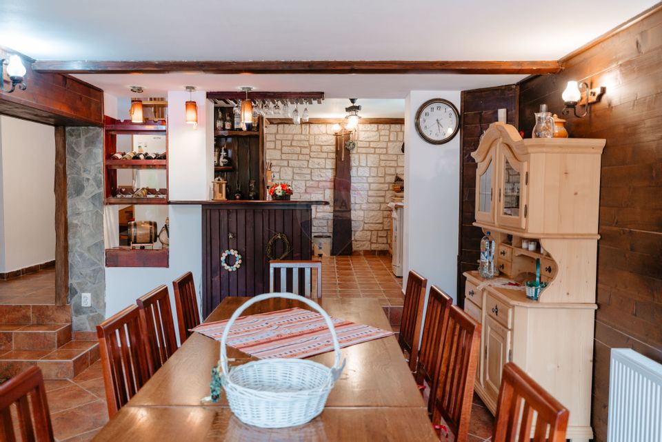 6 room House / Villa for sale