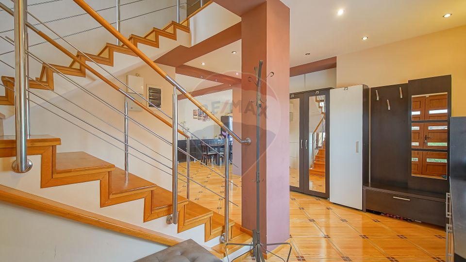 5 room House / Villa for sale, Stupini area