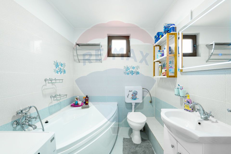 Casa de Vânzare în Domnești - 4 Camere, Complet Mobilată și Utilată