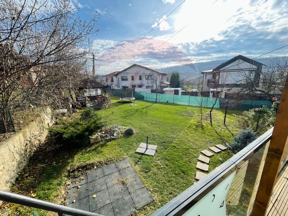 Casă cu potențial de renovare, teren generos 1366 mp, Dâmbu Rotund