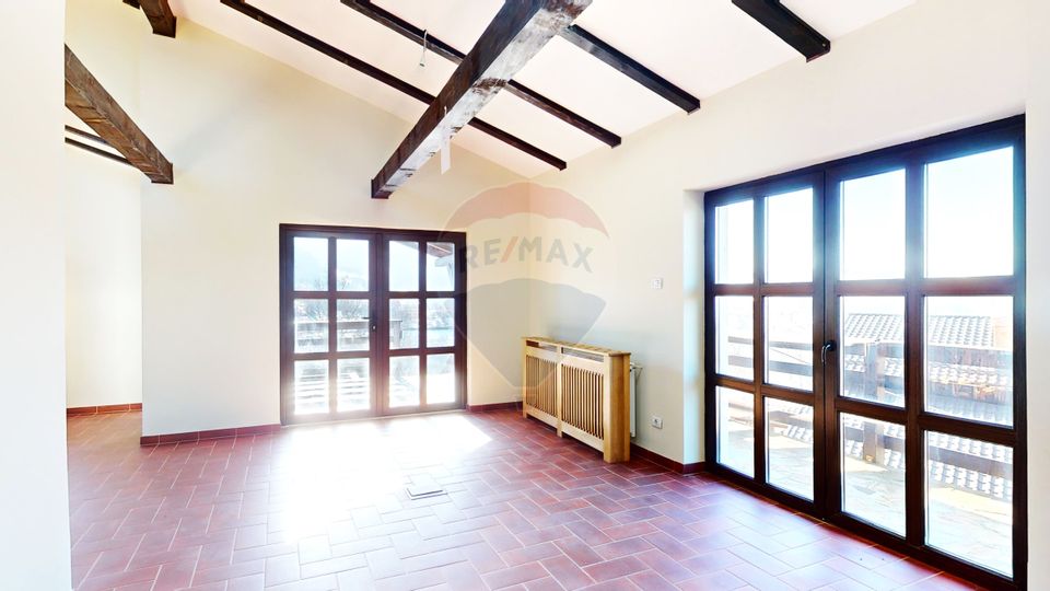 4 room House / Villa for sale