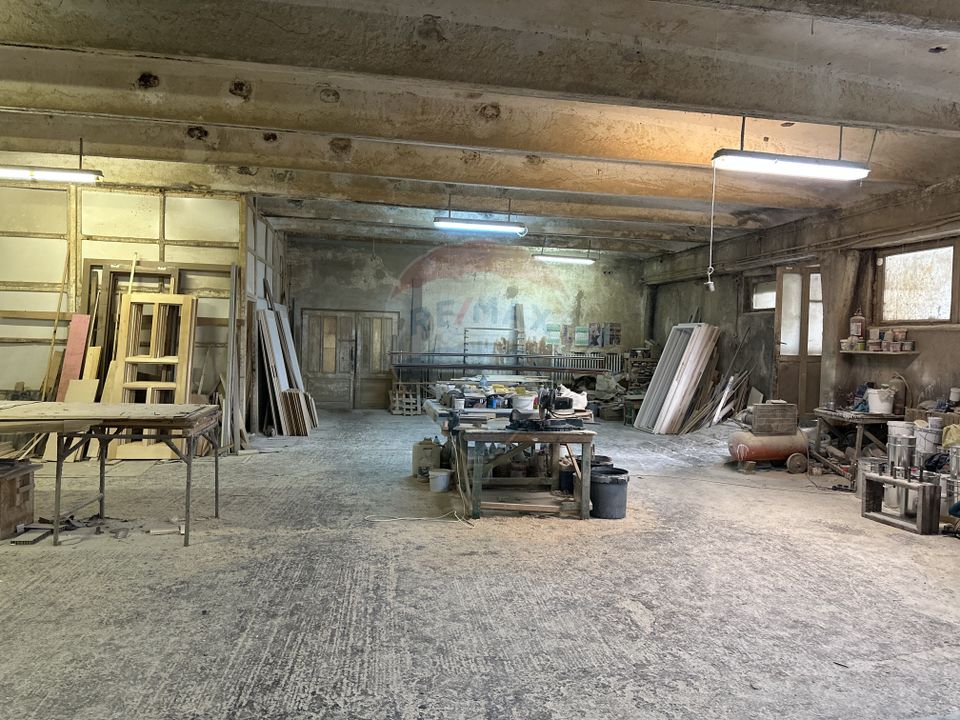 445sq.m Industrial Space