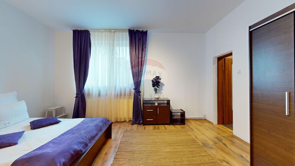 Apartament Modern cu 3 Camere în Centrul Istoric al Brașovului