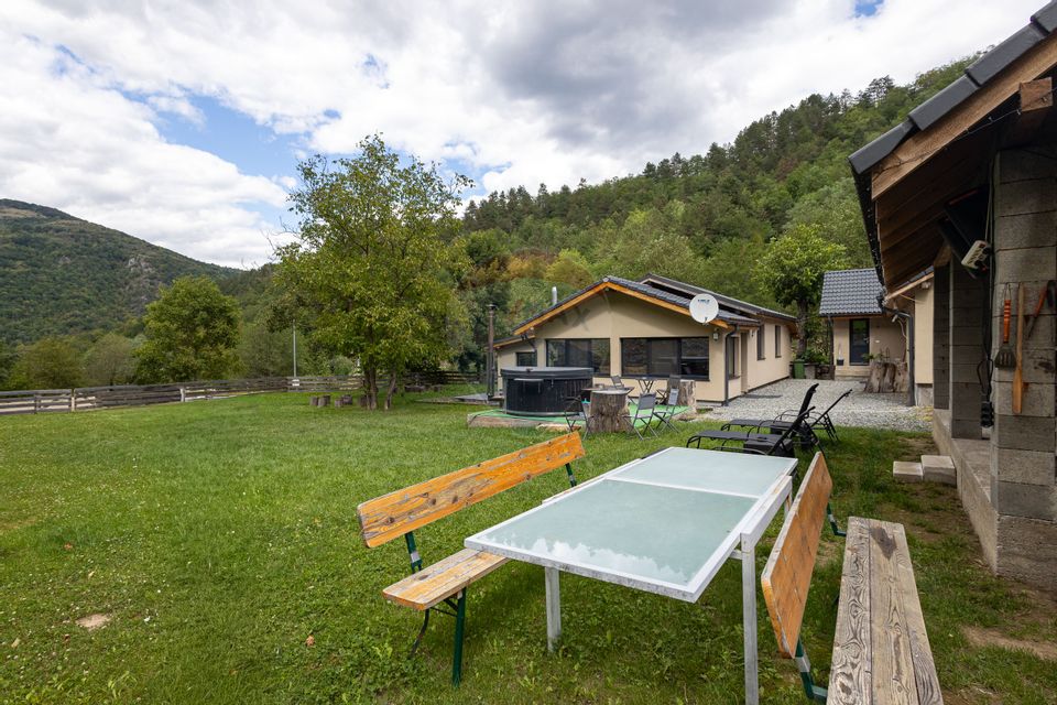 Casă de vacanță de vânzare – afacere la cheie