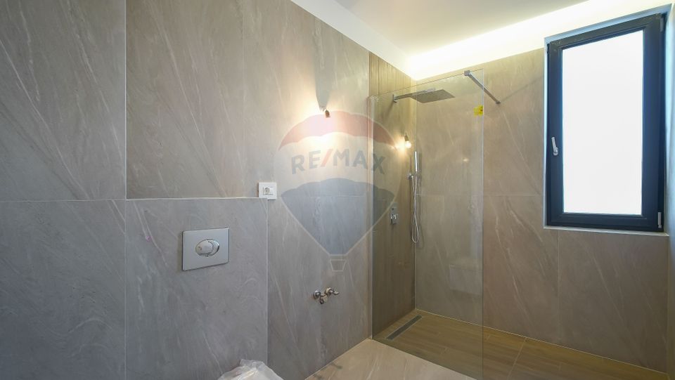 Casă / Vilă cu 5 camere de vânzare