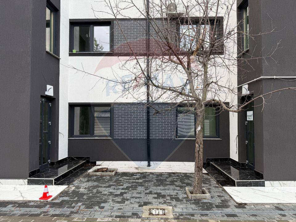 50sq.m Office Space for rent, Central area