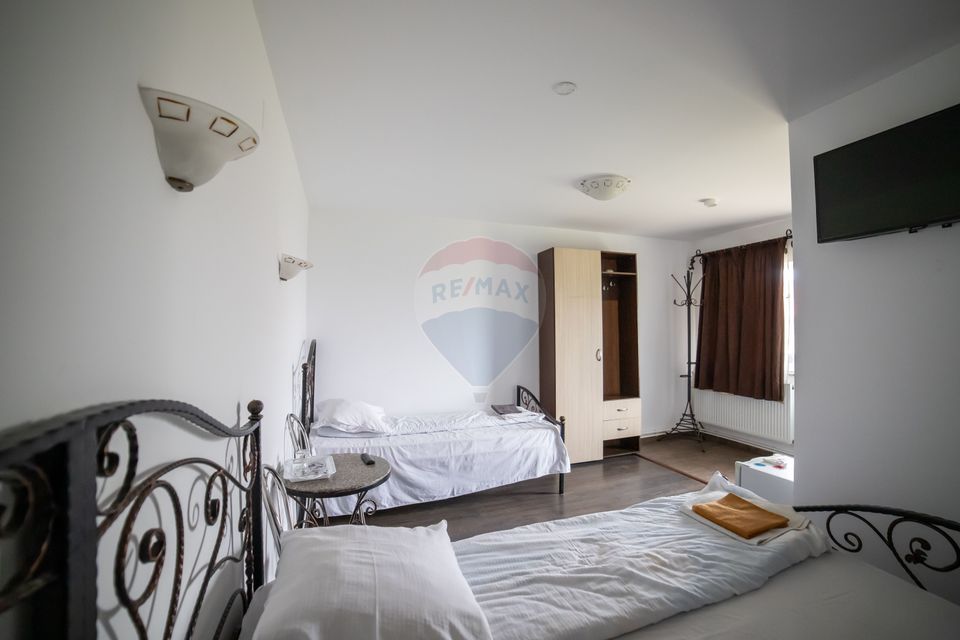 21 room Hotel / Pension for sale, Calea Romanului area