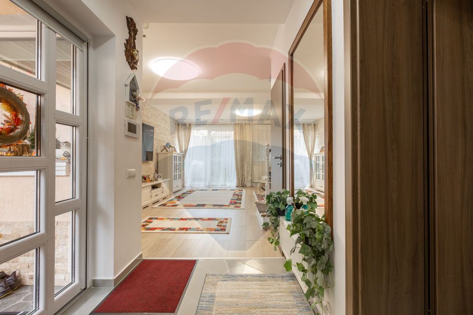 Casă construita in 2016, mobilata si utilată, zona liniștită