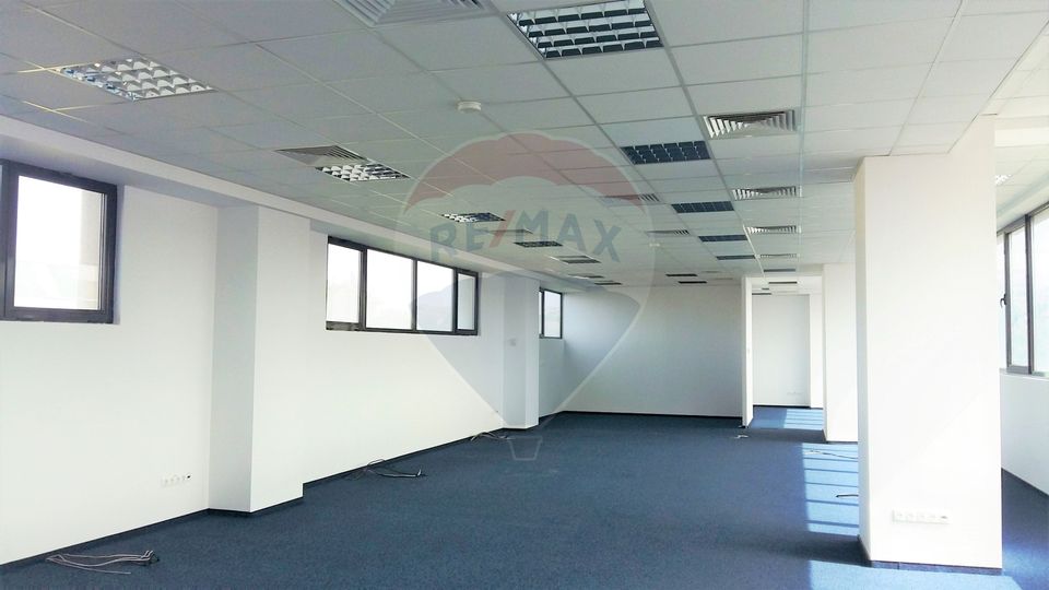 450sq.m Office Space for rent, Central area