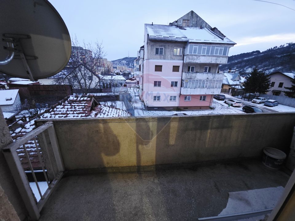 Apartament cu 1 camere de vânzare  Zona Carpați, Piatra Neamț