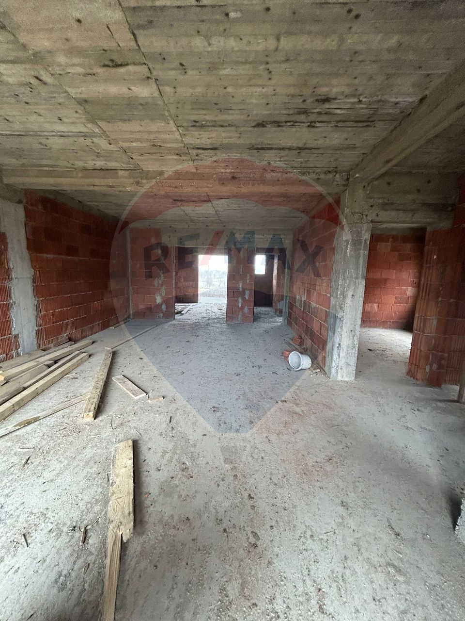 4 room House / Villa for sale, Bariera Valcii area