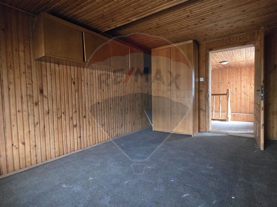 DE VANZARE Casă / Vilă cu 11 camere de vânzare în zona Parcul Carol