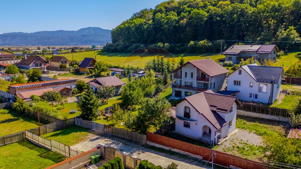 VILĂ DE POVESTE | 300mp utili | în inima naturii | OPORTUNITATE