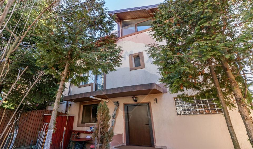 6 room House / Villa for sale, Pipera area