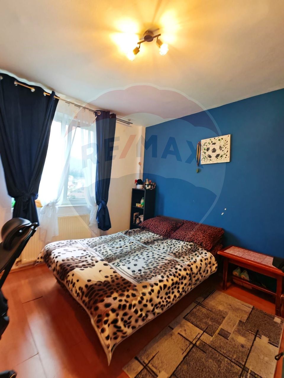 Apartament cu 3 camere de vânzare în zona Noua