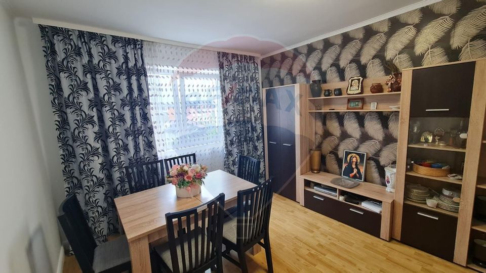 Apartament cu 2 camere de vânzare în zona Vest