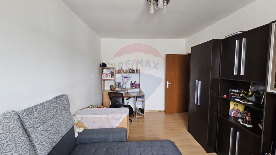 Apartament cu 2 camere de vânzare George Enescu, Suceava