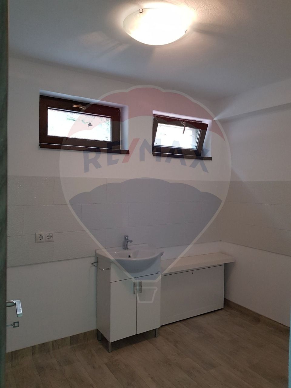 Spațiu de birouri / apartament de 82mp ,  Buna-Ziua , str.Fagului