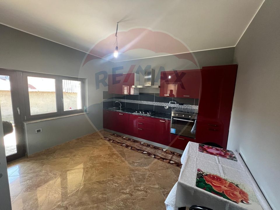 6 room House / Villa for sale