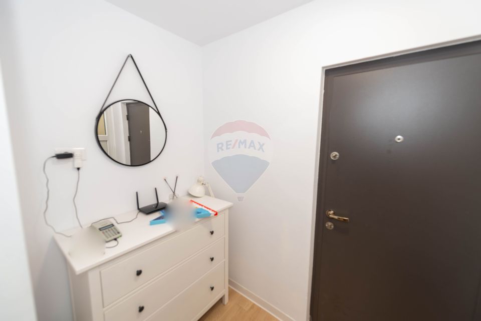 Garsoniera renovata de vanzare strada Mizil zona Trapezului Salajan