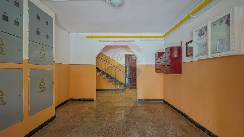 65sq.m Office Space for rent, Racadau area