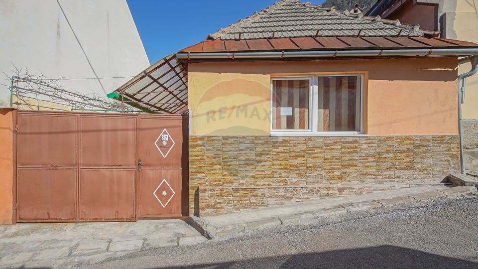 Casă individuală cu 3 camere, Șchei